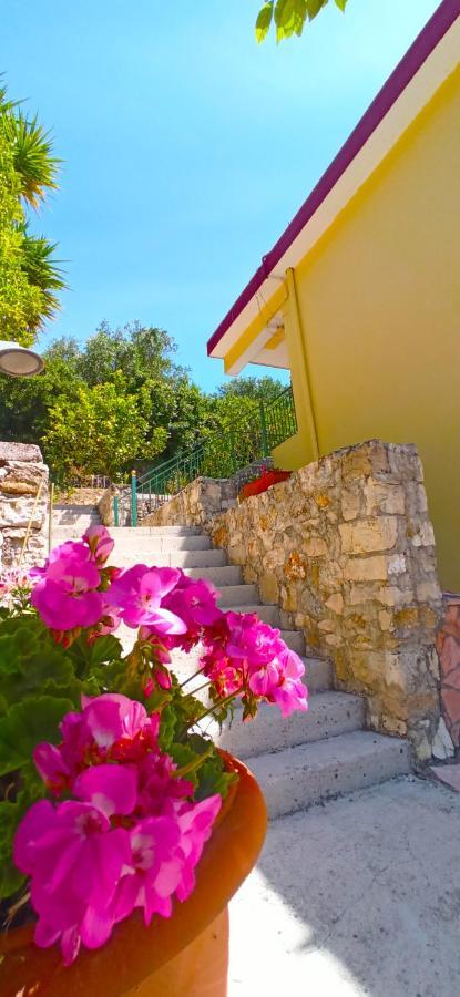 Villa Perkemes Apartments Parga Exterior foto